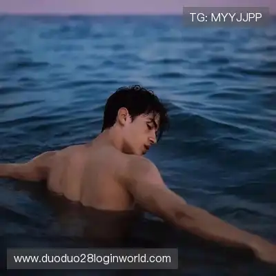 劳麟非